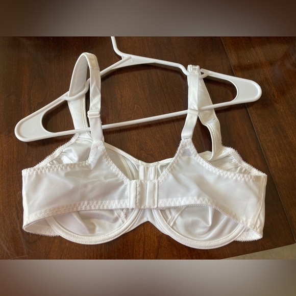BALI SATIN TRACINGS MINIMIZER WHITE SIZE 36C COMFORT STRAP UNDERWIRE New - Picture 8 of 8